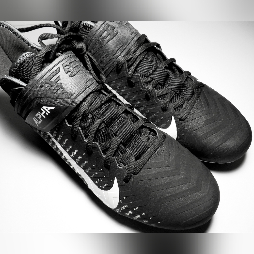 New Men's Size 11-16 Nike Alpha Menace Pro 2 Black Football Cleats Comfortable - Picture 4 of 9